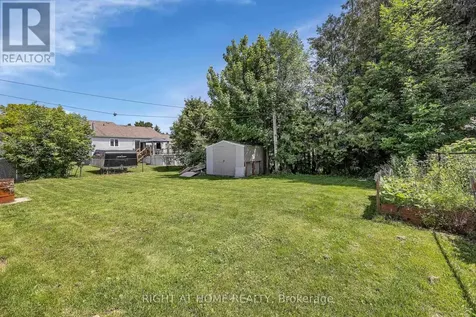 73 Castlebeau Street Russell ON K0A 1W0