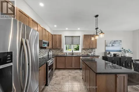 2188 Sunset Cove Circle Ottawa ON K2J 0T8