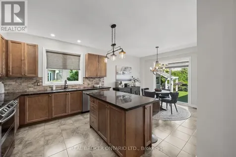 2188 Sunset Cove Circle Ottawa ON K2J 0T8