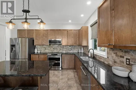 2188 Sunset Cove Circle Ottawa ON K2J 0T8