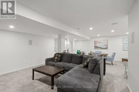 2188 Sunset Cove Circle Ottawa ON K2J 0T8
