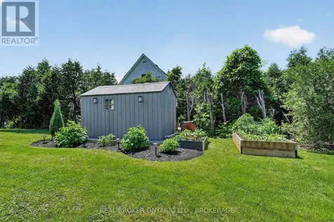 17 Pine Street South Stormont ON K0C 1M0