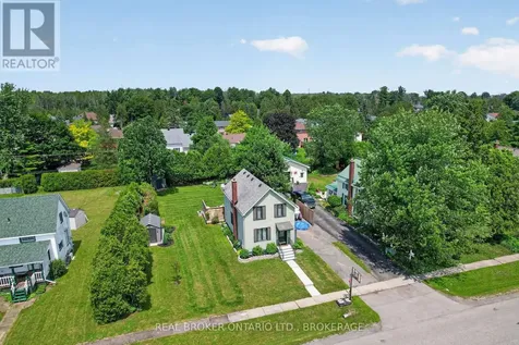17 Pine Street South Stormont ON K0C 1M0
