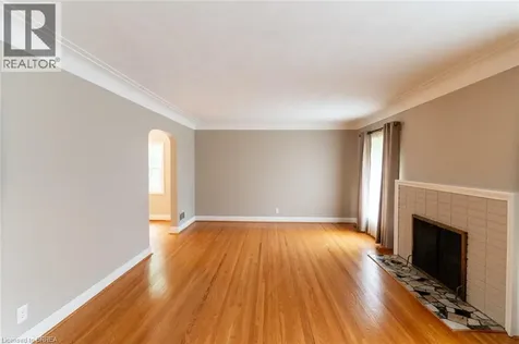 30 Proctor Avenue Brantford ON N3S 3E7