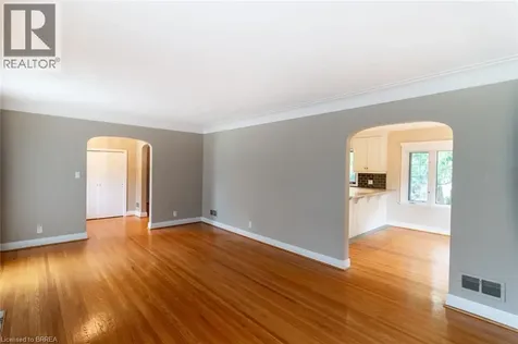 30 Proctor Avenue Brantford ON N3S 3E7