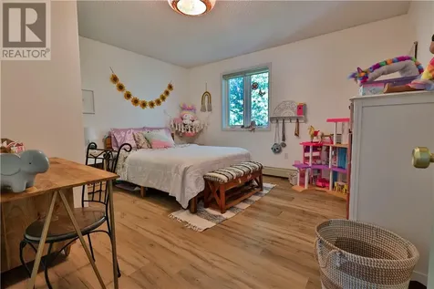 550 Kantola Road Lively ON P3Y 1H8