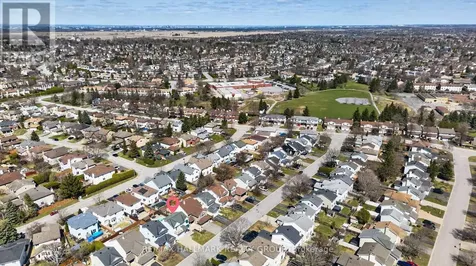 30 Peacock Crescent Ottawa ON K2J 3P6