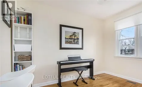 2012 Dorval Avenue Ottawa ON K1G 2N8