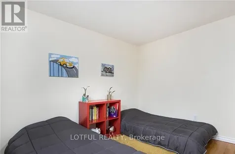 2012 Dorval Avenue Ottawa ON K1G 2N8