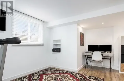 2012 Dorval Avenue Ottawa ON K1G 2N8