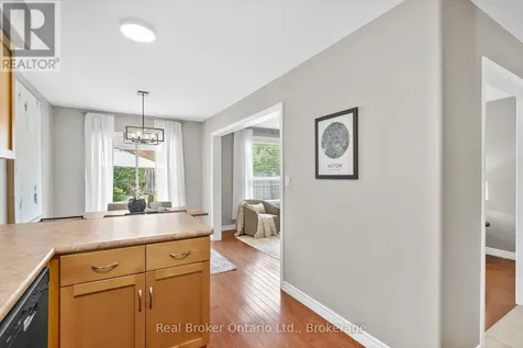 4 Beardmore Crescent Halton Hills (ac Acton) ON L7J 2Y9