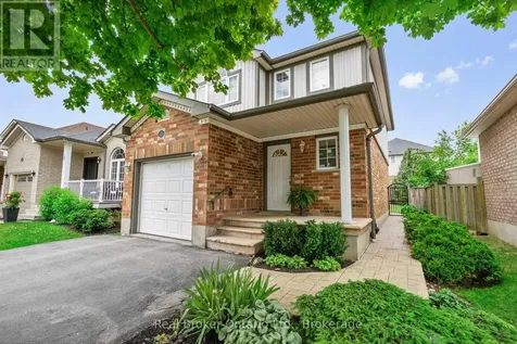 4 Beardmore Crescent Halton Hills (ac Acton) ON L7J 2Y9