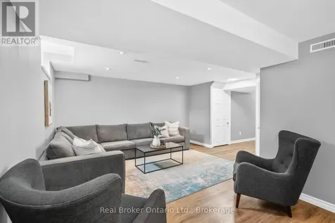 4 Beardmore Crescent Halton Hills (ac Acton) ON L7J 2Y9