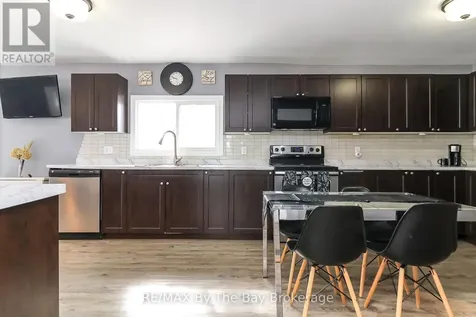 2533 Flos 3 Road West Springwater ON L0L 2K0