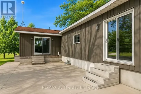 2533 Flos 3 Road West Springwater ON L0L 2K0