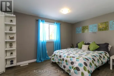 2533 Flos 3 Road West Springwater ON L0L 2K0