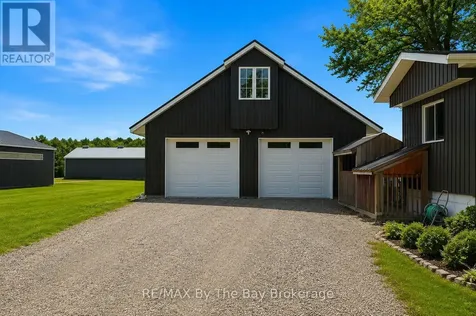 2533 Flos 3 Road West Springwater ON L0L 2K0