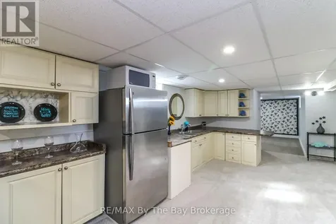 2533 Flos 3 Road West Springwater ON L0L 2K0