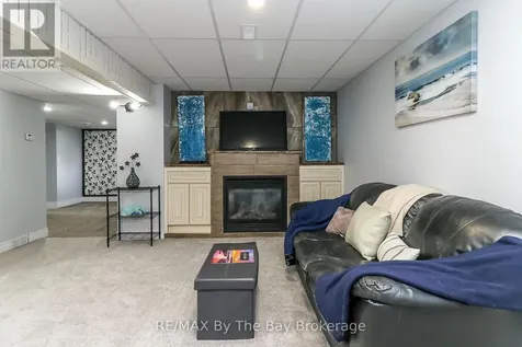 2533 Flos 3 Road West Springwater ON L0L 2K0