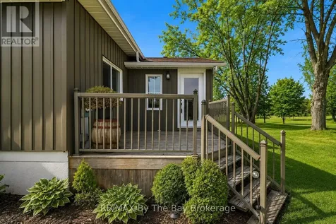 2533 Flos 3 Road West Springwater ON L0L 2K0