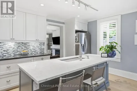 331 Oak Street Collingwood ON L9Y 2Y4