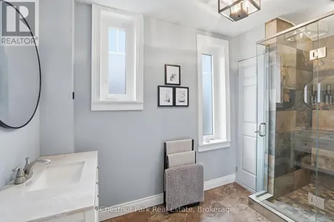 331 Oak Street Collingwood ON L9Y 2Y4