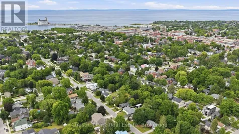 331 Oak Street Collingwood ON L9Y 2Y4
