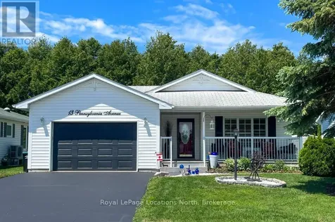 13 Pennsylvania Avenue Wasaga Beach ON L9Z 3A8