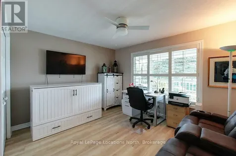 13 Pennsylvania Avenue Wasaga Beach ON L9Z 3A8