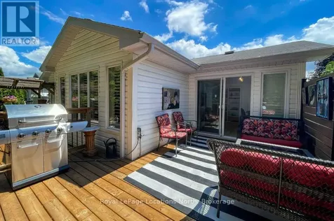 13 Pennsylvania Avenue Wasaga Beach ON L9Z 3A8
