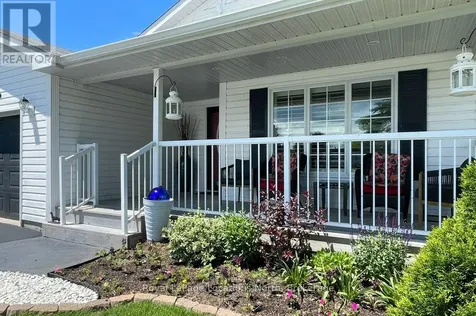 13 Pennsylvania Avenue Wasaga Beach ON L9Z 3A8