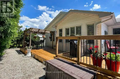 13 Pennsylvania Avenue Wasaga Beach ON L9Z 3A8