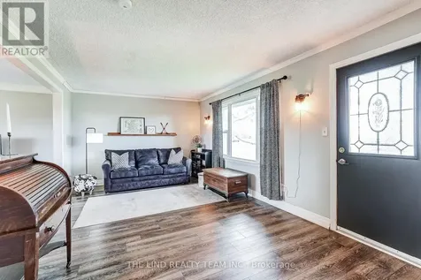 19505 Bathurst Street East Gwillimbury ON L3Y 4V9