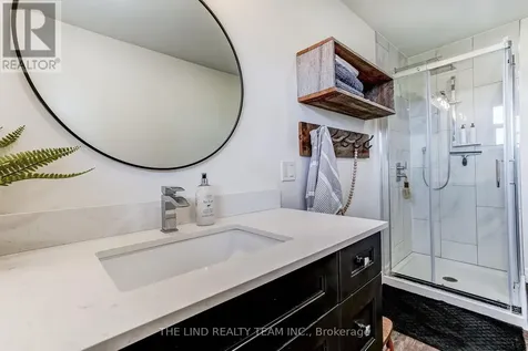 19505 Bathurst Street East Gwillimbury ON L3Y 4V9
