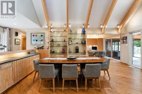 700 Lake Drive North Georgina (historic Lakeshore Communities) ON L4P 3C8