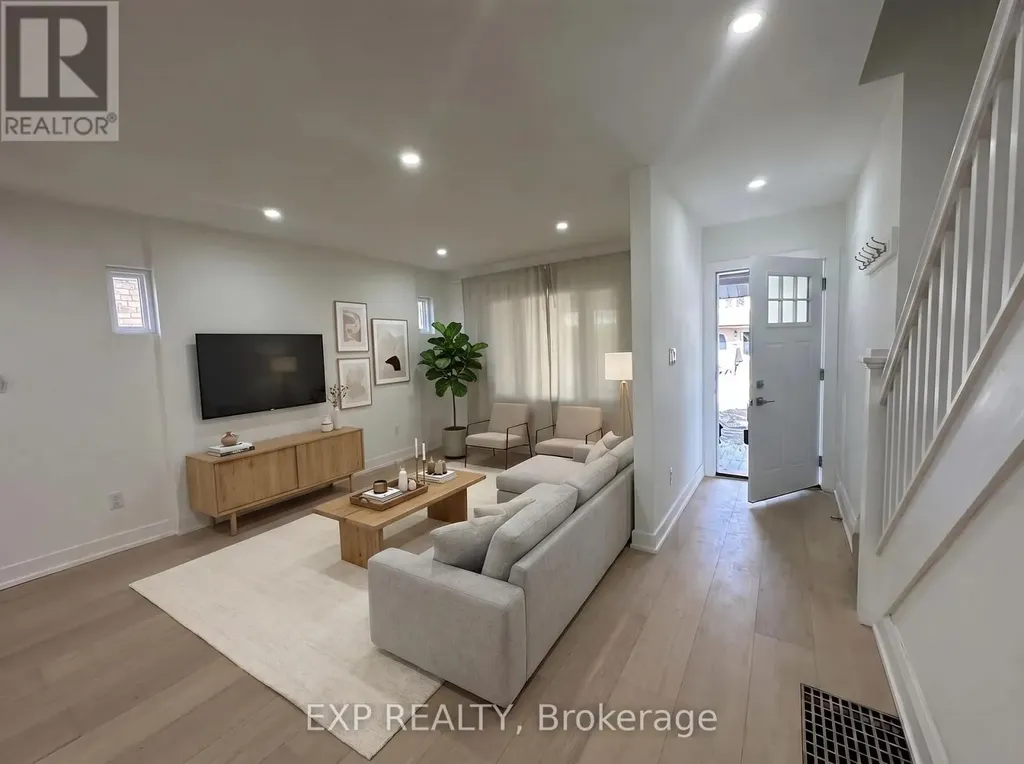 926 Greenwood Avenue Toronto (danforth) ON M4J 4C1