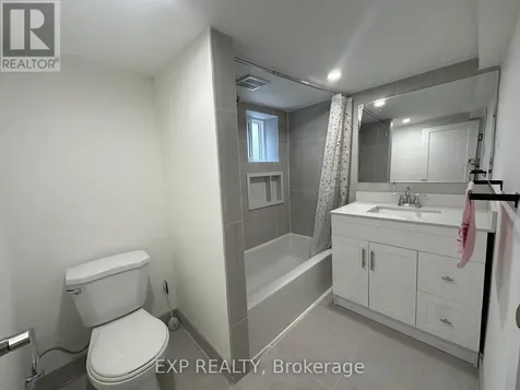 926 Greenwood Avenue Toronto (danforth) ON M4J 4C1