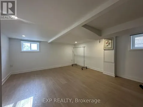 926 Greenwood Avenue Toronto (danforth) ON M4J 4C1
