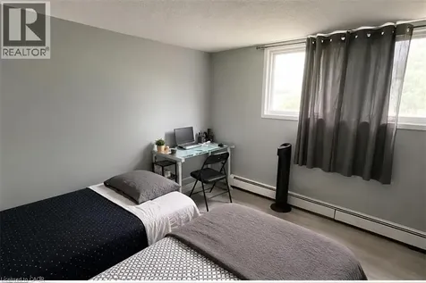 318 Erb Street Waterloo ON N2L 1W3