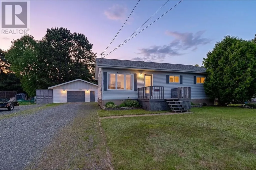 4340 Theresa Avenue Hanmer ON P3P 1M4