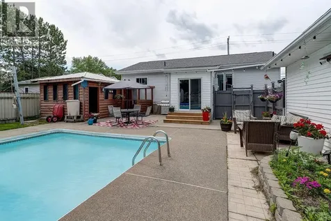 4340 Theresa Avenue Hanmer ON P3P 1M4