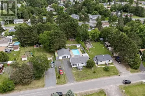 4340 Theresa Avenue Hanmer ON P3P 1M4