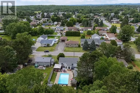 4340 Theresa Avenue Hanmer ON P3P 1M4