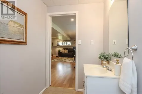 196 Benita Boulevard Sudbury ON P3A 5Z5