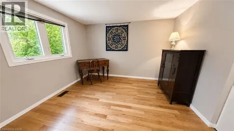 240 Stoke Drive Kitchener ON N2N 2C1