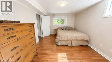 240 Stoke Drive Kitchener ON N2N 2C1