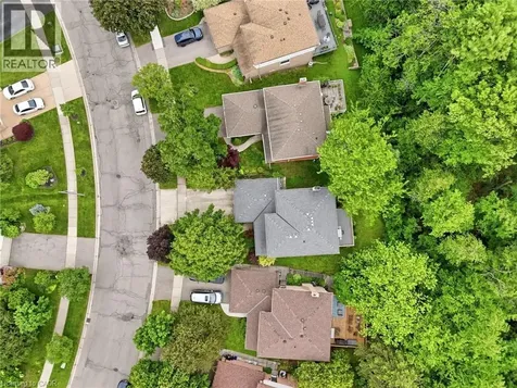240 Stoke Drive Kitchener ON N2N 2C1