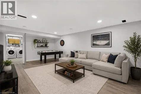 156 St Catharines Street Smithville ON L0R 2A0