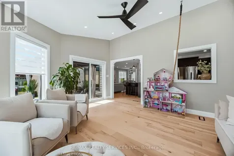 25 Gaydon Way Brantford ON N3T 6P8