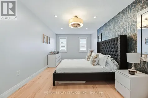 25 Gaydon Way Brantford ON N3T 6P8